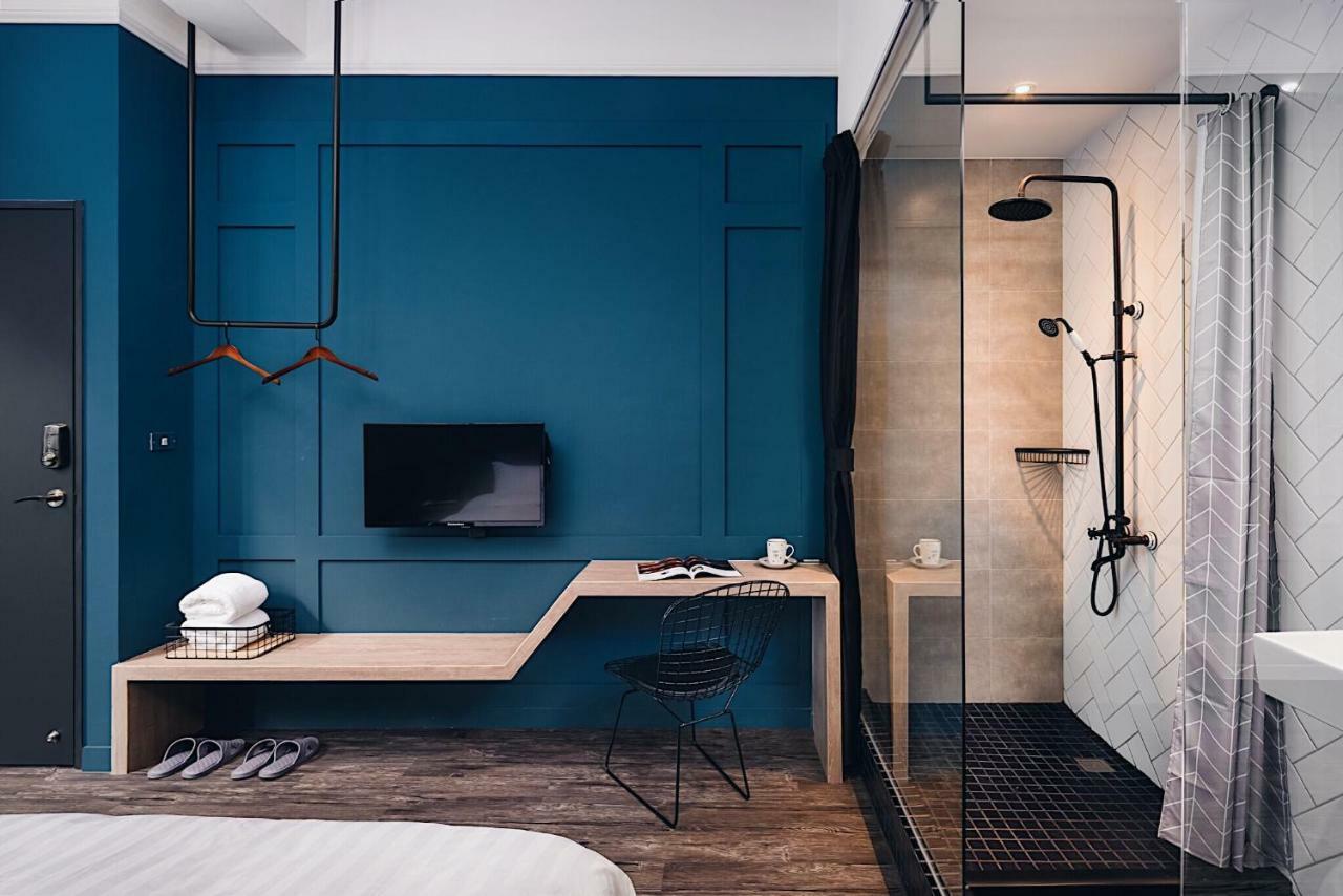 The Gatsby Apartment Tainan Exteriör bild