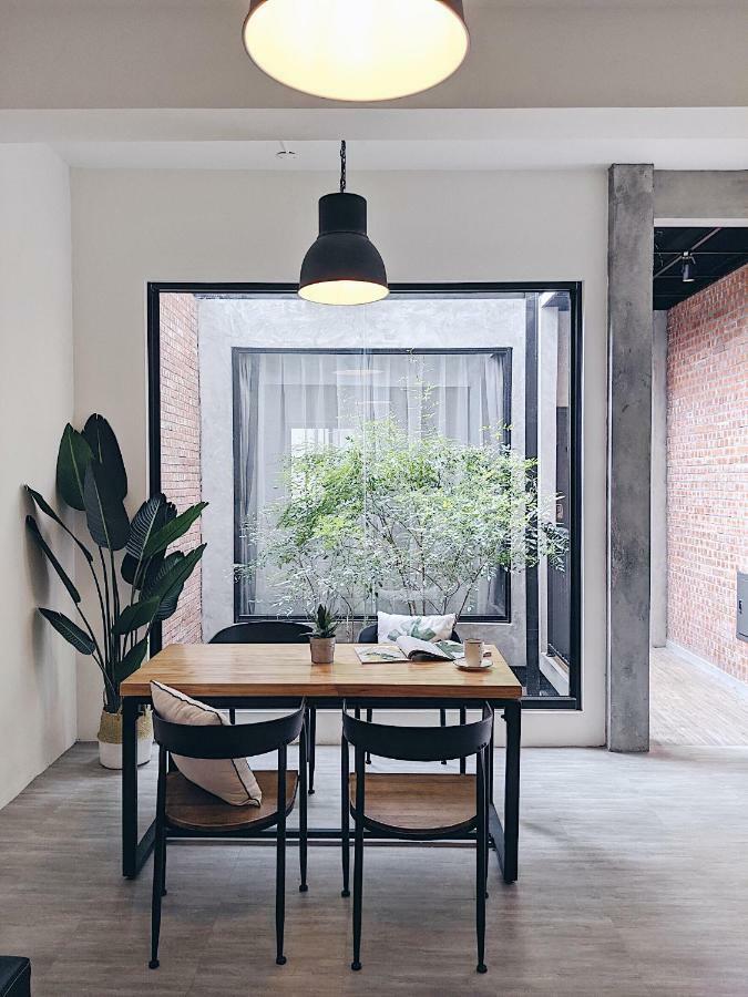 The Gatsby Apartment Tainan Exteriör bild