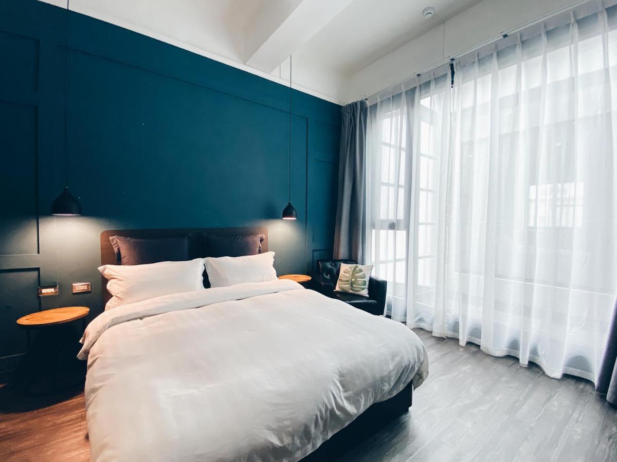 The Gatsby Apartment Tainan Exteriör bild
